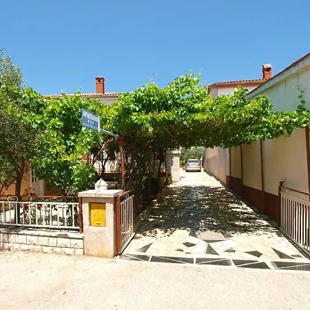 Apartment Fuer 4 Personen Ca 42 Qm In Fazana, Istrien Istrische Riviera
